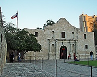 The Alamo - � 2004 Heard & Smith, All Rights Reserved. Photos by Consultwebs.com